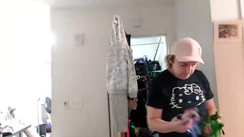 TsJojo online show from December 2, 2024, 2:08 pm