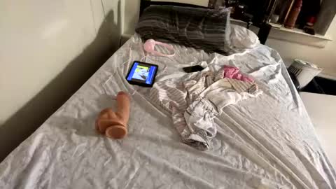 TsJojo online show from December 27, 2024, 9:50 am