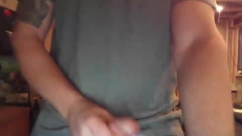 Snapshot of open_torequest chatting on November 14, 2025, 9:13 pm open_torequest online show from November 14, 2025, 9:13 pm