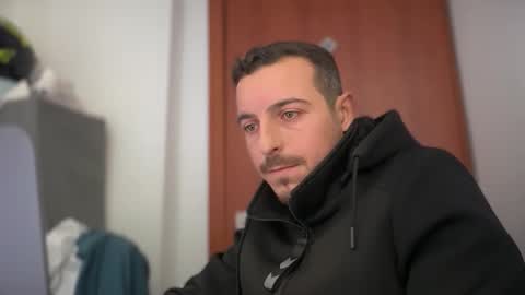 or online show from December 16, 2025, 10:20 am