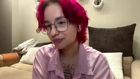 Thea online show from November 1, 2025, 7:32 am