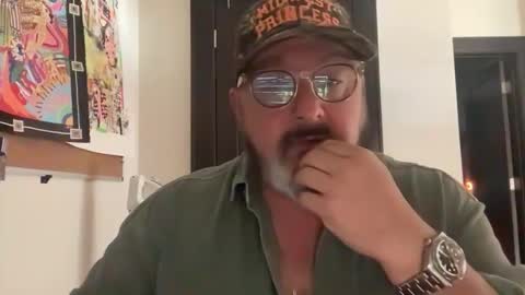 Snapshot of oralbear chatting on June 2, 2026, 3:14 pm Pussymouth33 online show from June 2, 2026, 3:14 pm