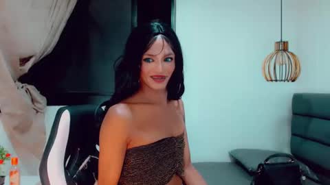 Oriana braom online show from January 19, 2025, 1:43 am