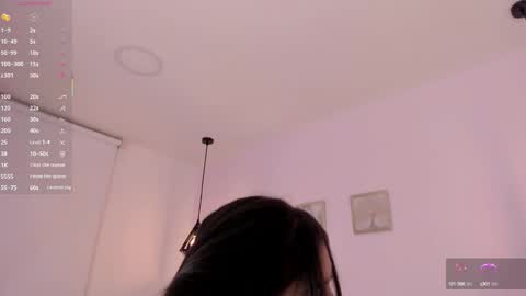 Snapshot of oriana_guzman chatting on September 19, 2025, 1:07 am Miss Guzman online show from September 19, 2025, 1:07 am