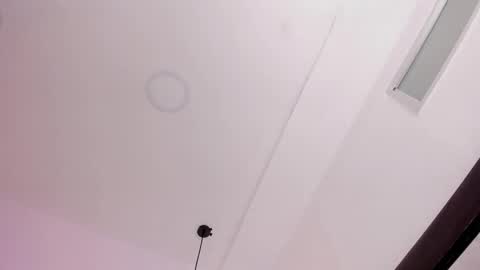 Miss Guzman  online show from September 23, 2025, 12:02 am