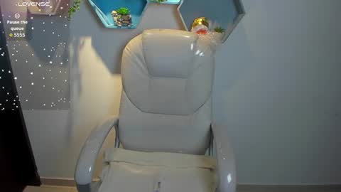 O R I  online show from December 4, 2025, 3:05 am