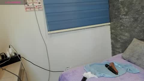 Snapshot of oriana_olsen chatting on May 6, 2026, 3:13 am Oriana online show from May 6, 2026, 3:13 am