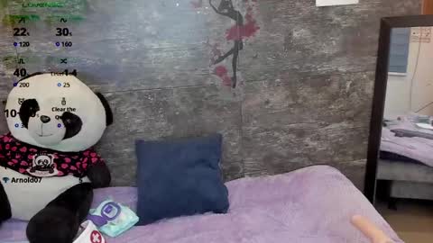 Snapshot of oriana_olsen chatting on June 5, 2026, 6:52 am Oriana online show from June 5, 2026, 6:52 am