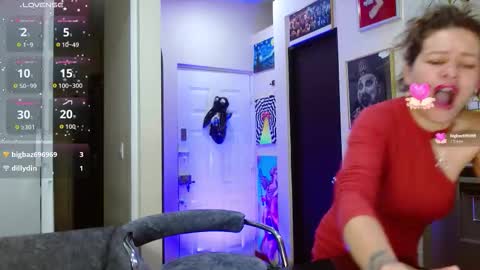 Snapshot of oriana_thomson2 chatting on January 12, 2026, 3:23 am Oriana online show from January 12, 2026, 3:23 am