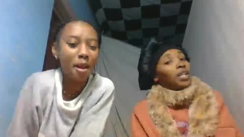 Snapshot of orianie064 chatting on July 3, 2026, 7:26 am orianie064 online show from July 3, 2026, 7:26 am