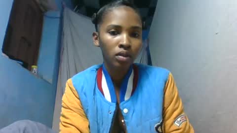 Snapshot of orianie064 chatting on July 5, 2026, 7:26 am orianie064 online show from July 5, 2026, 7:26 am