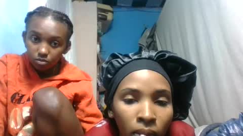 Snapshot of orianie064 chatting on July 10, 2026, 7:38 pm orianie064 online show from July 10, 2026, 7:38 pm