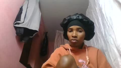 Snapshot of orianie064 chatting on August 5, 2026, 6:38 am orianie064 online show from August 5, 2026, 6:38 am