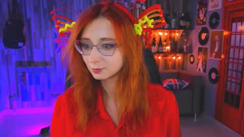 Orianna -  Hi Im into geek culture cosplay crafting LARP games. Shall we play DnD online show from December 4, 2024, 3:21 pm