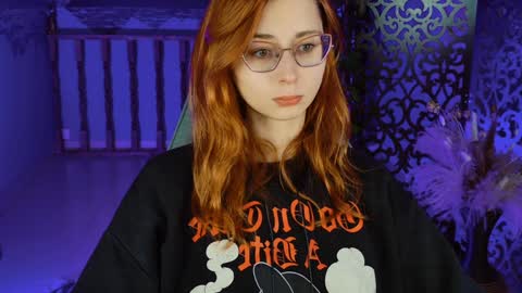 Orianna -  Hi Im into geek culture cosplay crafting LARP games. Shall we play DnD online show from January 4, 2025, 1:21 pm