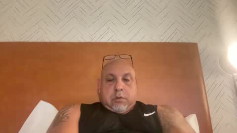 Snapshot of orlandoflsoldier chatting on November 6, 2025, 3:40 am orlandoflsoldier online show from November 6, 2025, 3:40 am