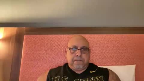 Snapshot of orlandoflsoldier chatting on November 14, 2025, 11:42 am orlandoflsoldier online show from November 14, 2025, 11:42 am