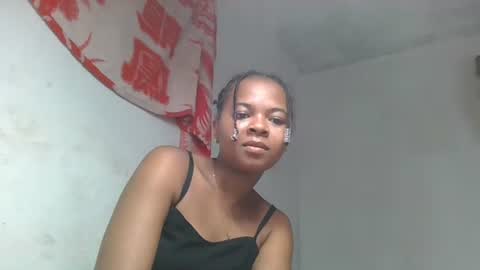 ornellahhh online show from November 10, 2025, 10:53 pm