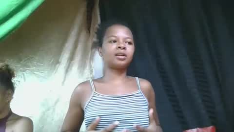 ornellahhh online show from December 14, 2025, 8:20 am