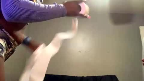 Snapshot of osanam04 chatting on October 19, 2025, 7:31 am osanam04 online show from October 19, 2025, 7:31 am