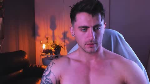 Oscar online show from October 4, 2025, 9:13 pm