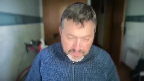 oscarbcncat online show from April 13, 2026, 1:38 pm