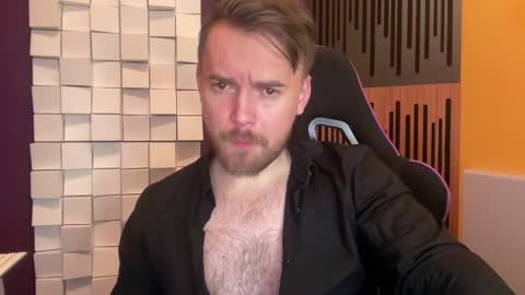 Snapshot of oscarsavage chatting on January 29, 2025, 10:53 pm Oscar Steel Savage online show from January 29, 2025, 10:53 pm