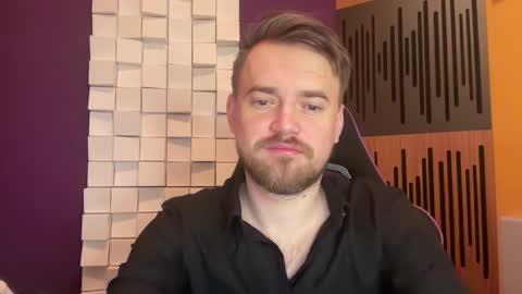 Snapshot of oscarsavage chatting on January 30, 2025, 6:46 am Oscar Steel Savage online show from January 30, 2025, 6:46 am