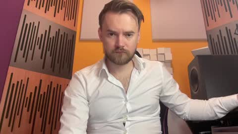 Snapshot of oscarsavage chatting on February 5, 2025, 9:15 am Oscar Steel Savage online show from February 5, 2025, 9:15 am