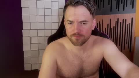 Snapshot of oscarsavage chatting on February 24, 2025, 5:11 am Oscar Steel Savage online show from February 24, 2025, 5:11 am