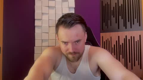 Snapshot of oscarsavage chatting on March 1, 2025, 8:21 pm Oscar Steel Savage online show from March 1, 2025, 8:21 pm