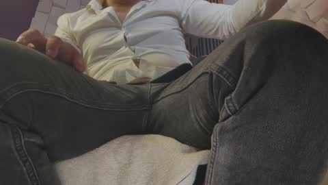 Snapshot of oscarsavage chatting on March 5, 2025, 8:21 pm Oscar Steel Savage online show from March 5, 2025, 8:21 pm