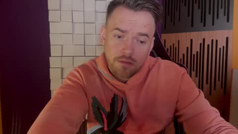 Snapshot of oscarsavage chatting on March 10, 2025, 11:06 pm Oscar Steel Savage online show from March 10, 2025, 11:06 pm