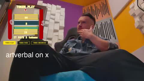 Snapshot of oscarsavage chatting on October 9, 2025, 8:07 pm Oscar Steel Savage online show from October 9, 2025, 8:07 pm