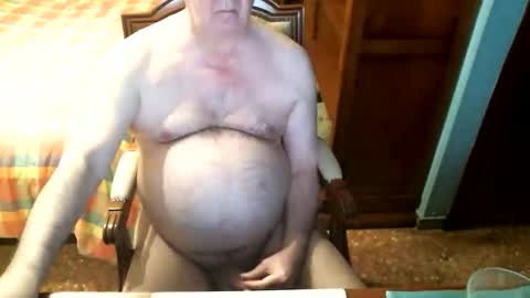 Snapshot of oscarw chatting on June 2, 2026, 3:36 pm Oscar online show from June 2, 2026, 3:36 pm