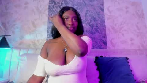 Oshun online show from September 22, 2025, 11:45 am