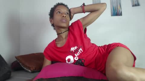 OsirisHills online show from October 29, 2025, 3:47 pm