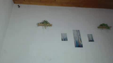 OsirisHills online show from November 1, 2025, 8:44 pm