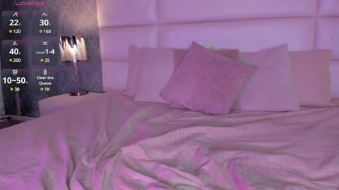 Snapshot of osirismansour chatting on December 15, 2024, 1:57 am Osirismansour online show from December 15, 2024, 1:57 am