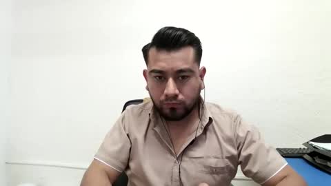 Snapshot of oskregal chatting on February 18, 2026, 6:37 pm oskregal online show from February 18, 2026, 6:37 pm