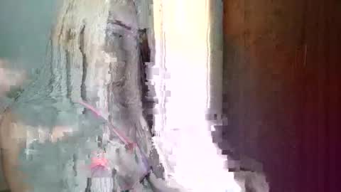 Paulina online show from October 26, 2025, 12:00 pm