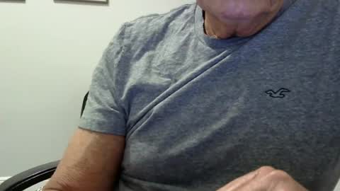 Snapshot of ossibottom chatting on June 22, 2026, 3:25 am Ossi online show from June 22, 2026, 3:25 am