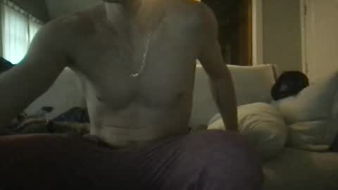 Snapshot of ossignol_xxx chatting on January 31, 2025, 11:35 pm rossignol online show from January 31, 2025, 11:35 pm