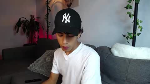 Snapshot of ostin_18hot chatting on December 14, 2024, 1:28 am ostin 18hot online show from December 14, 2024, 1:28 am