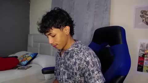 Snapshot of ostin_18hot chatting on September 11, 2025, 12:33 am ostin 18hot online show from September 11, 2025, 12:33 am