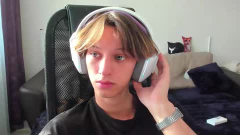 Ostin online show from September 27, 2025, 11:04 am