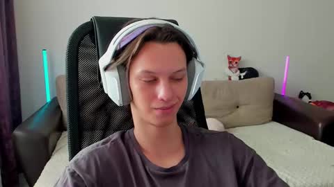 Ostin online show from February 21, 2026, 10:16 am