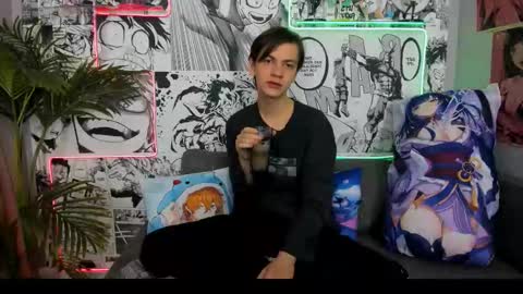 Snapshot of otto_williams chatting on October 26, 2025, 3:18 pm Otto online show from October 26, 2025, 3:18 pm