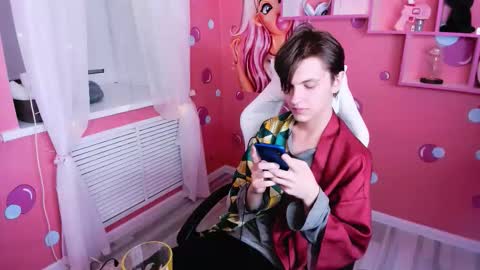 Snapshot of otto_williams chatting on October 28, 2025, 9:28 pm Otto online show from October 28, 2025, 9:28 pm