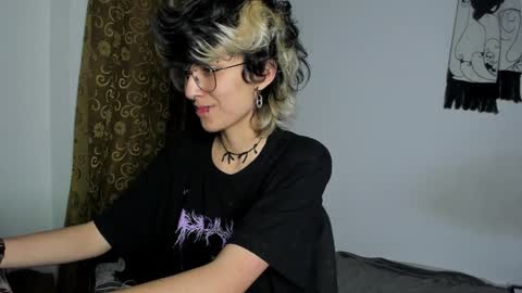 Otto 3 online show from December 3, 2024, 12:24 am